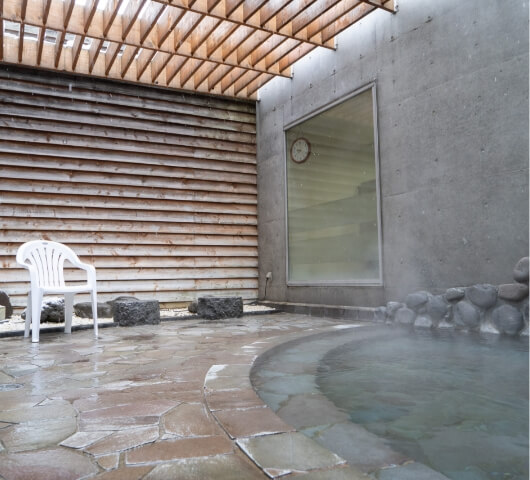 良佳プラザ 遊湯ぴっぷ 庭園風呂